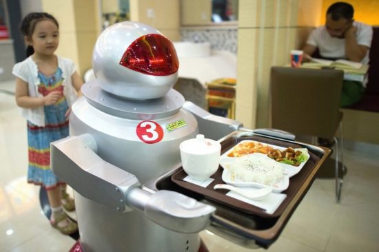Robots-take-over-restaurant