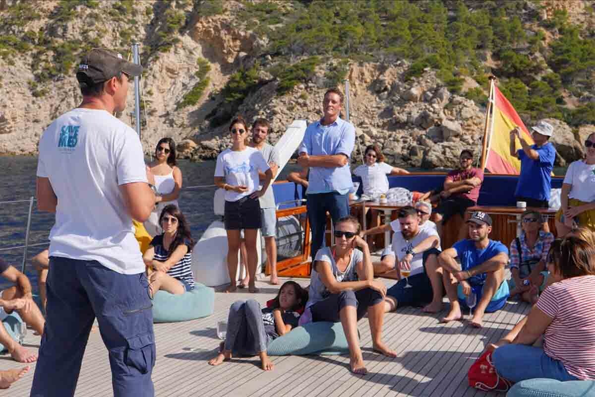 Save the Med fomenta un estilo de vida más responsable con el medio marino.
