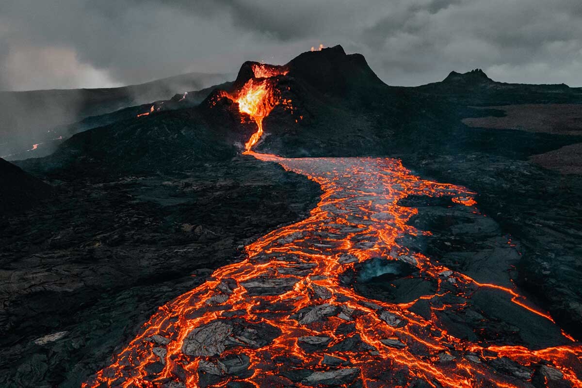 Entre los volcanes que cambiaron la historia está el Krakatoa.