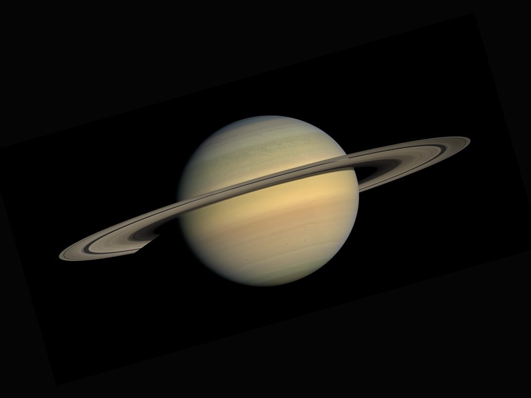 planeta sistema solar saturno