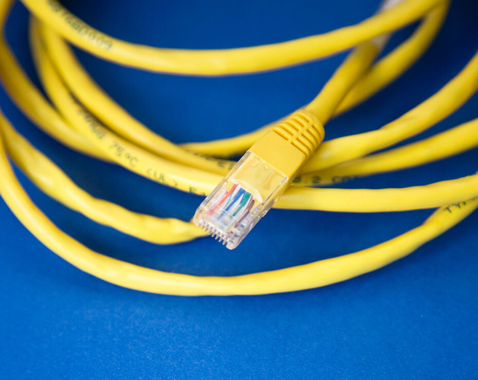 Estos son los conectores que usamos para conectarnos a internet.