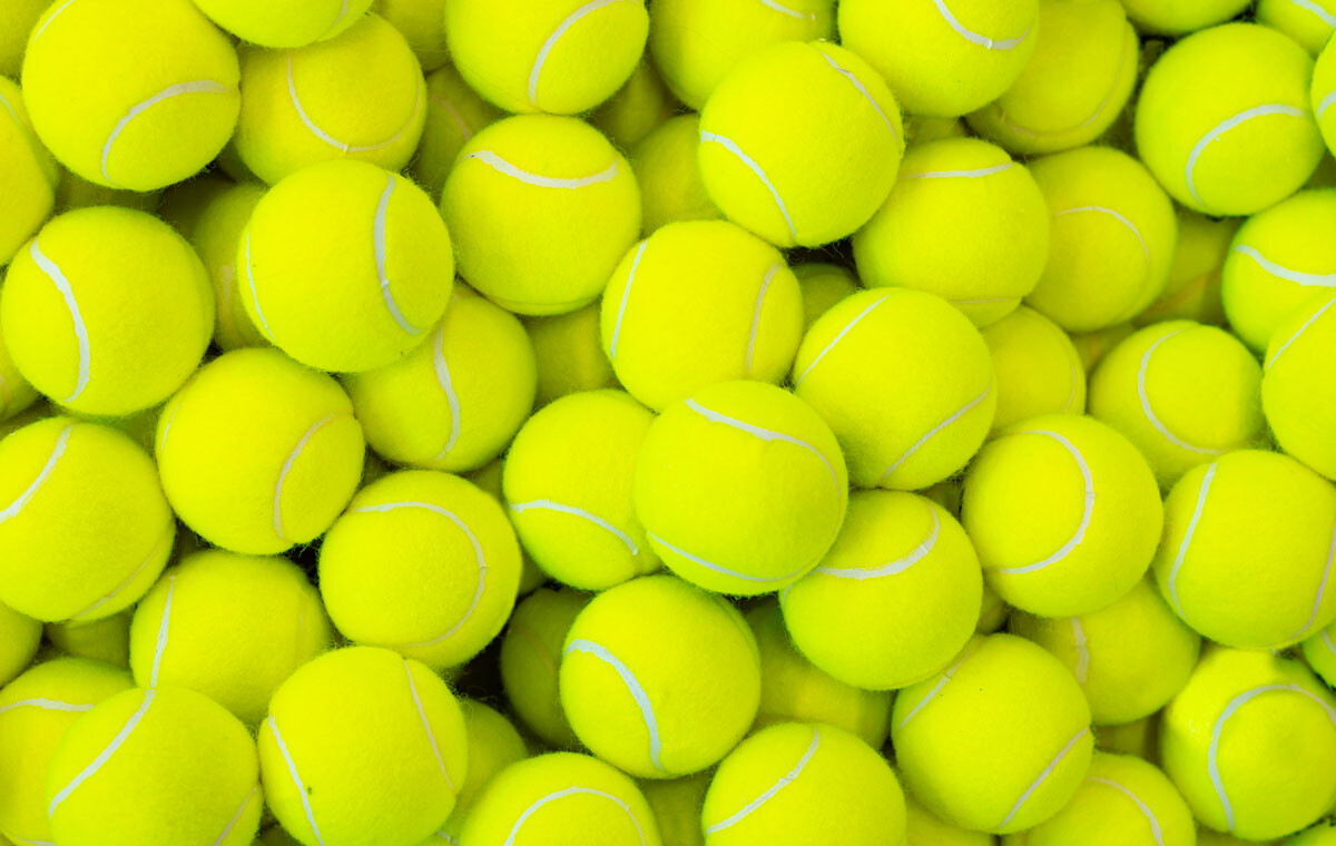 Economía circular en el tenis: cómo convertir las pelotas en mochilas