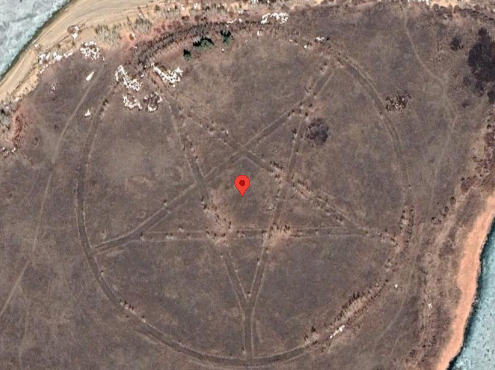 pentagrama en Google Earth