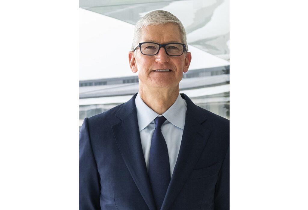 Tim Cook, succesor de Steve Jobs como CEO de Apple